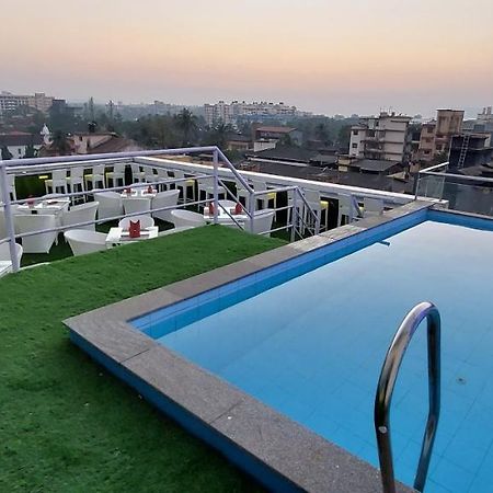 Hotel Orion Premiere Panaji Luaran gambar
