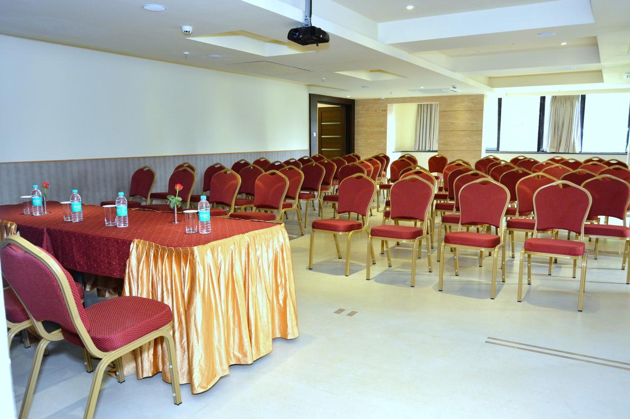 Hotel Orion Premiere Panaji Luaran gambar