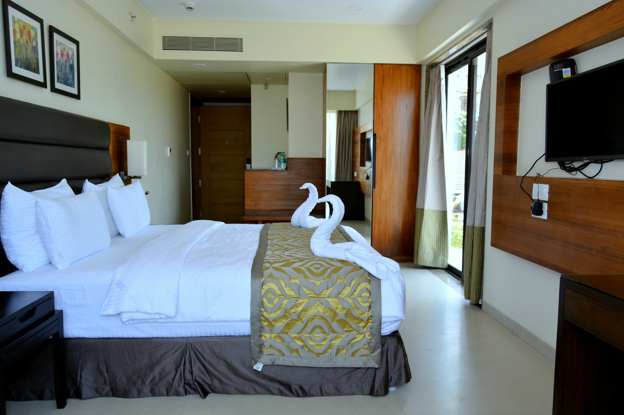 Hotel Orion Premiere Panaji Luaran gambar